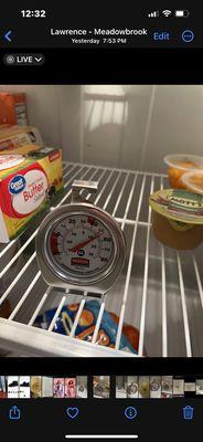 Refrigerator/Freezer thermometer in my fridge the fridge safe zone is in the red on the in the middle.