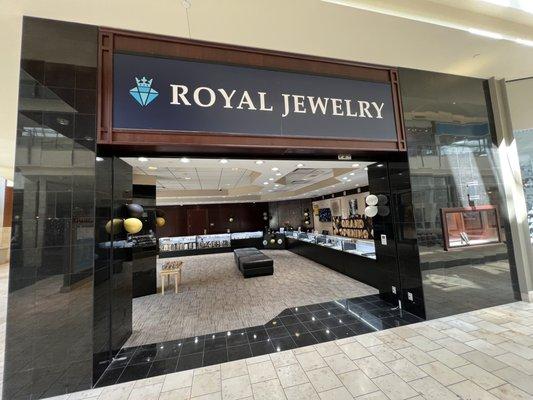 Royal Jewelry