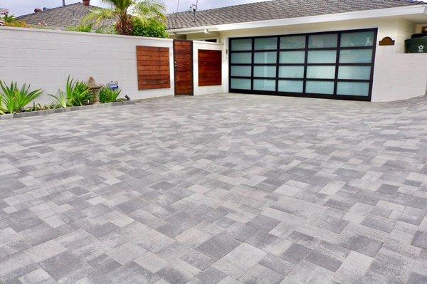 Hillside Pavers