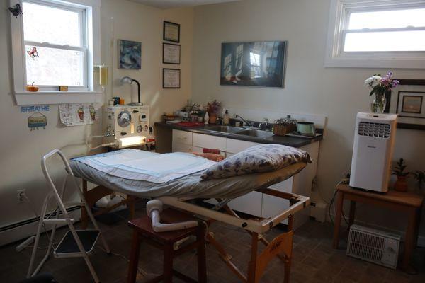 Treatment room with private rest room-