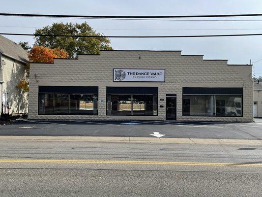 The Dance Vault By Paige Pisano