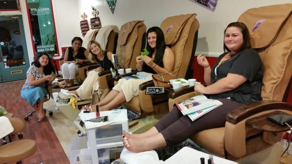 Red Apple Nail Salon