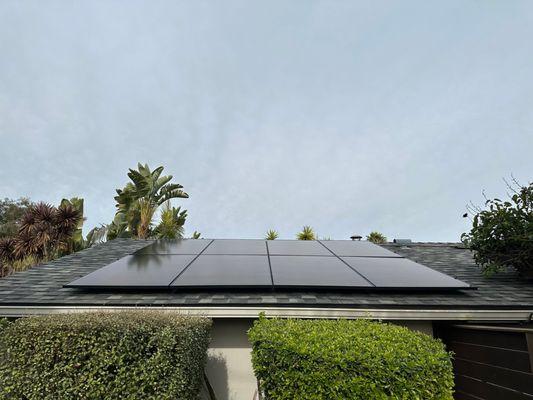 Roofmount solar installation on Mesa Home! Paired with Enphase 5P Battery System.