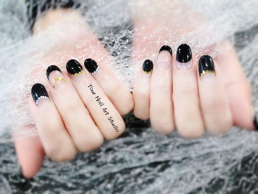 极致美甲 Your Nail Art Studio 简单大方耐看款