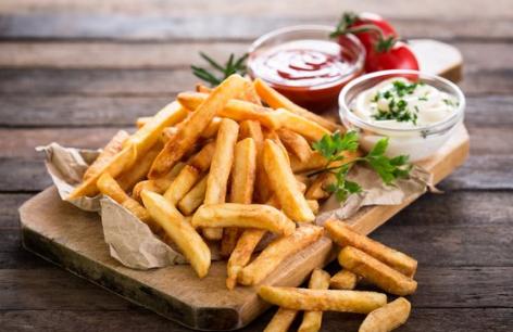 Daiquiris Wings Tacos Burgers