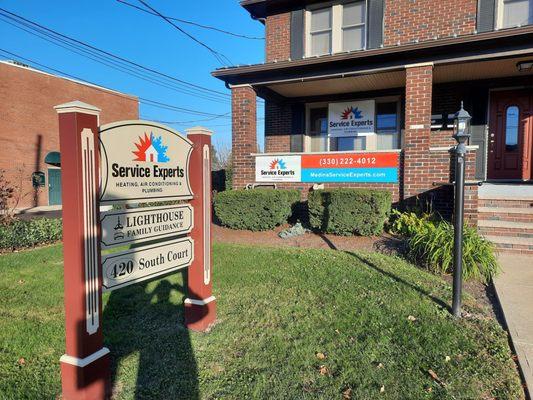 Service Experts Office Signage, November 2021