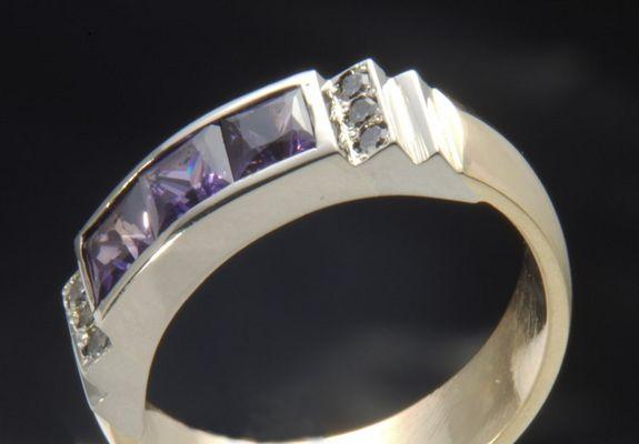 Gustin's Gallery Goldsmith's