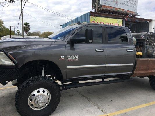 Valencia Car Wash and Detailing