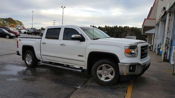 Blackwells Car Cleaning Window Tinting & Glass Repair