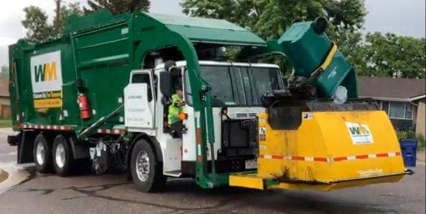 Waste Management - Denver North Hauling