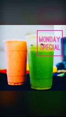 Start the week with one of our healthy and delicious Natural juices.