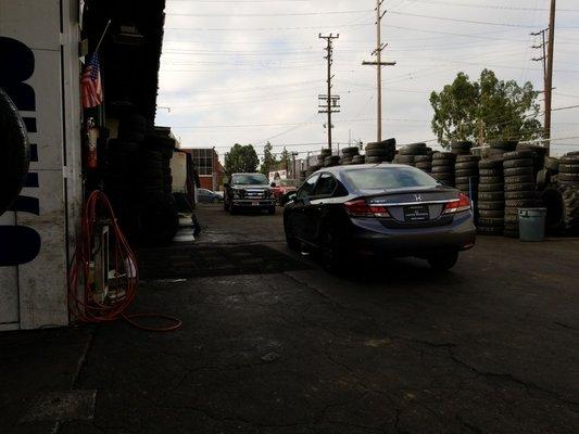 Lopez Y Lopez Truck Tire Service