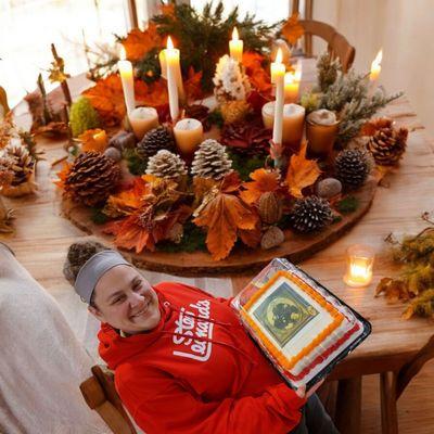 When it's time to get a photo cake, it was an easy choice