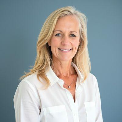 Amie Brooke, LAc, MSOM