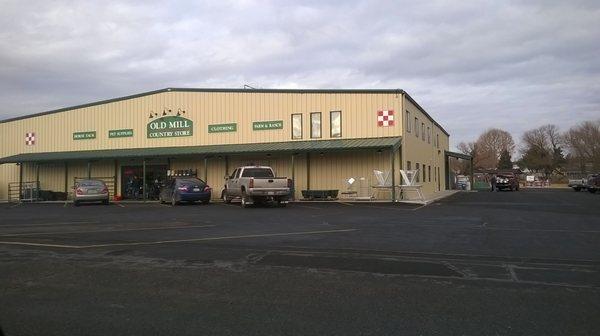 Old Mill Country Store