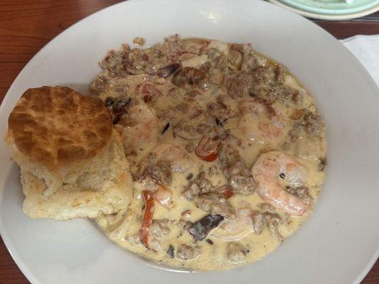 Shrimp and grits with biscuit
