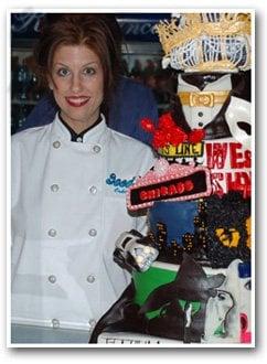 Cake artist, Carrie Ventresca, and the the 2010 Reniassance Theater Gala Centrepiece