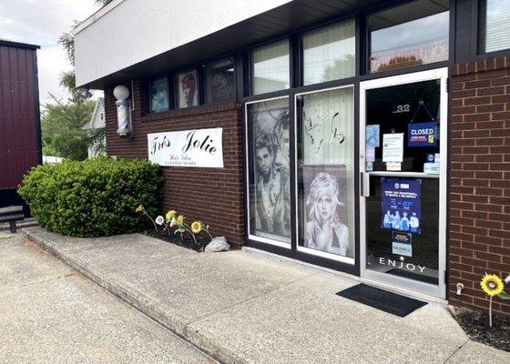 Tres Jolie Hair Salon