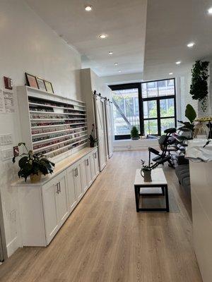 Nail salon