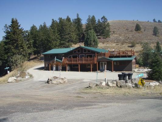 Trail Canyon Lodge