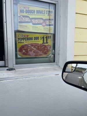 Hungry Howie's Pizza & Subs