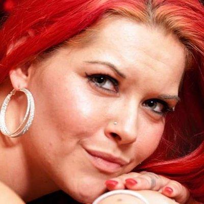 Shannon. One of our first models we had a session with she was awesome to work with.