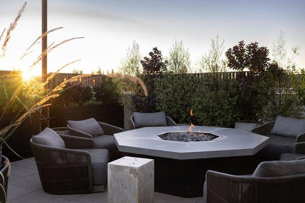 SingleThread Restaurant & Inn