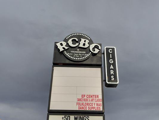 Rockin' Cigar Bar & Grill