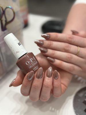 Four Seasons Nails & Spa