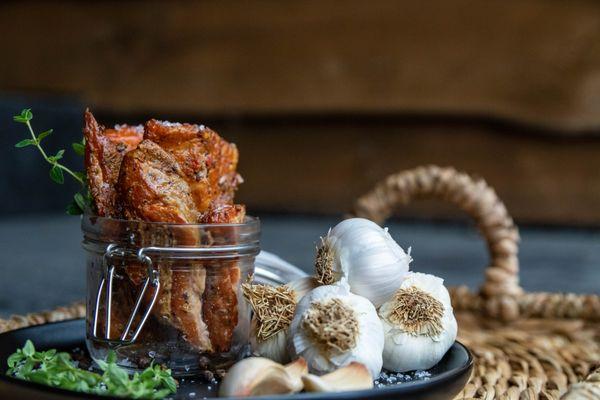 Pepper Garlic Salmon Jerky is the garlic craving you never knew you had!