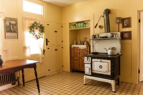 The picture-perfect kitchen is the ideal background for many different photo opportunities!