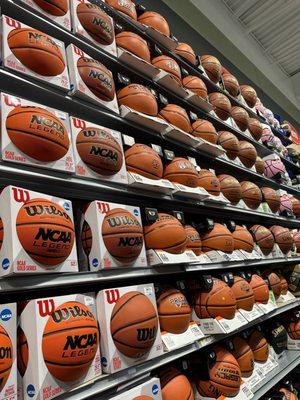 DICK'S Sporting Goods