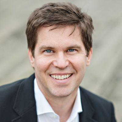 Dr. Waterman is a dual board-certified Otolaringologist and Facial Plastic and Reconstructive Surgeon with a private practice in Seattle, WA