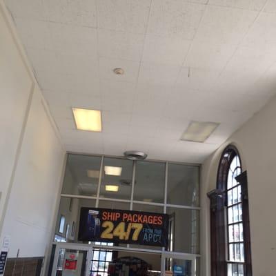 Customer service entrance