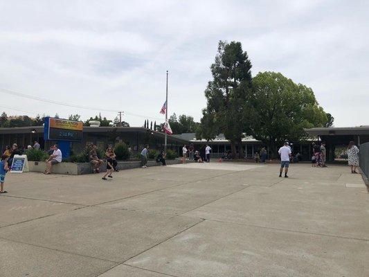 Highlands Elementary School