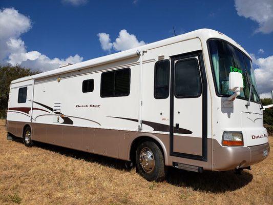 Dutch Star by Newmar