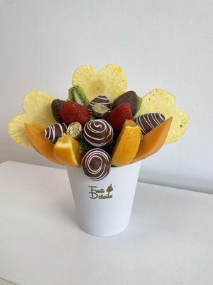 Fruit bouquet pineapple heart