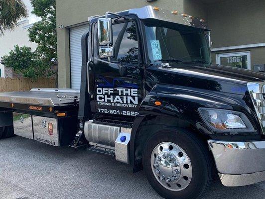Off the Chain Towing and Recovery