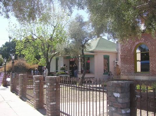 Red Dog - oh so close to the Roosevelt.