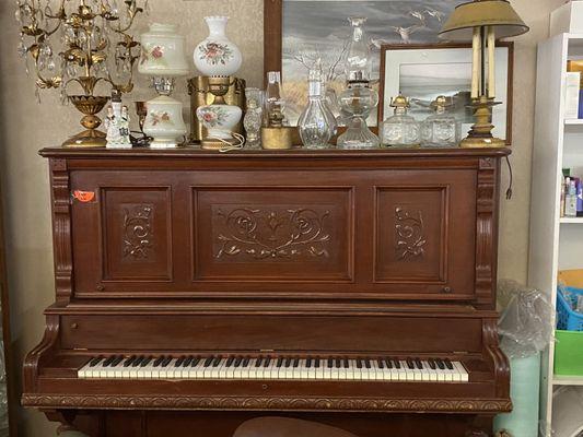 Very cool antique piano for $600
