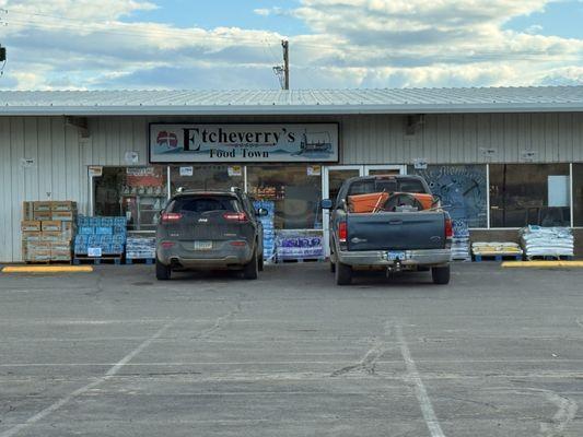 Etcheverry Food Town