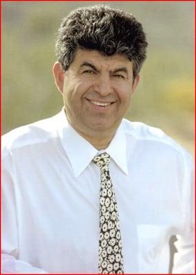 Dr. Albert Alyeshmerni DC