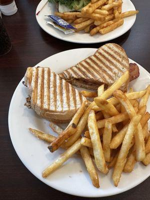 Cajun Grilled Chicken Sandwich