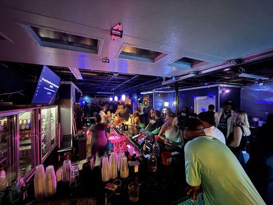 Walk up bar from the outside / garage