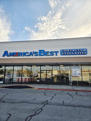 America's Best Contacts & Eyeglasses
