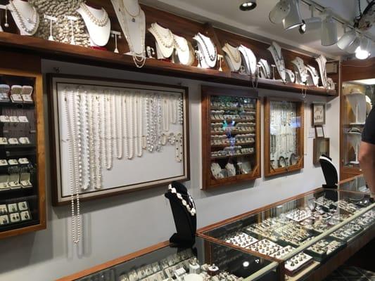 Lahaina Oldest Jeweler