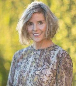 Cristal Clarke is an award winning Realtor recognized and praised for her dedication to her clients.