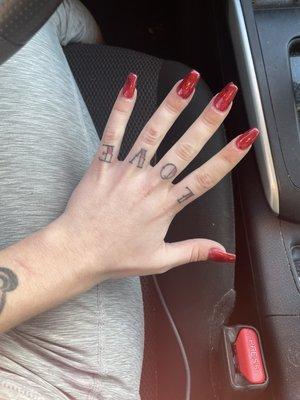 L A Nails