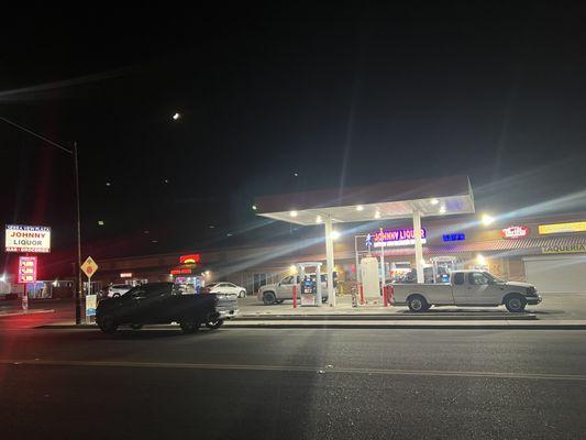 Johnny Liquor & Food Store