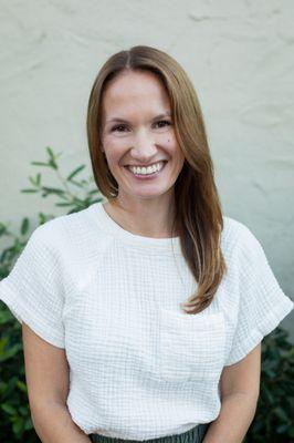 Aimee Ruiz, L.Ac. is ABORM-certified and OBAA-certified, meaning she has advanced training in both integrative fertility & obstetrics care.